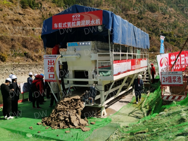 泸石9标 车载式灌注桩泥浆处理脱水系统